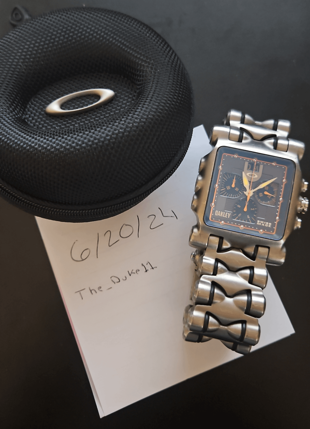 OAKLEY オークリー MINUTE MACHINE Oakley Watch Minute Machine Titanium With Oakley Travel Case