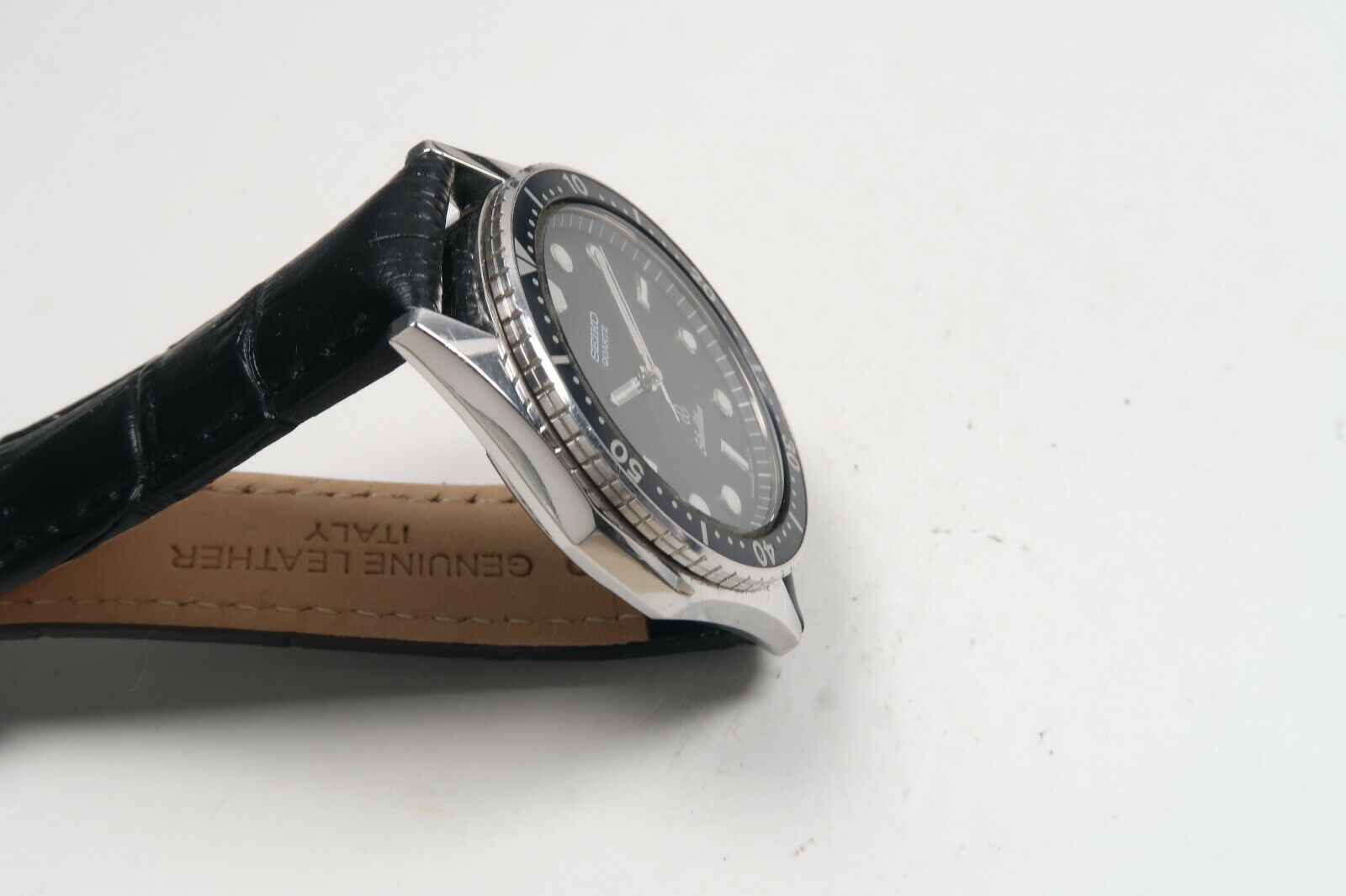Vintage SEIKO QUARTZ SILVERWAVE 6030-6000 STAINLESS Mens