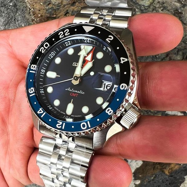 Seiko NEW Seiko 5 Sports SSK003 GMT BatMan for $342 for sale from