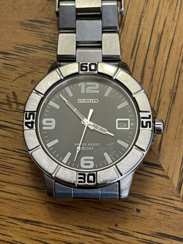 UNIQUE Men s Vintage 1997 Watch SEIKO 7N42 8219