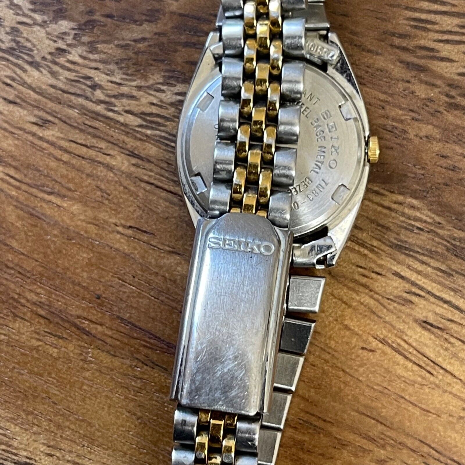 Seiko Quartz Watch 7N83-0041 Jubilee Style Bracelet Ladies Two