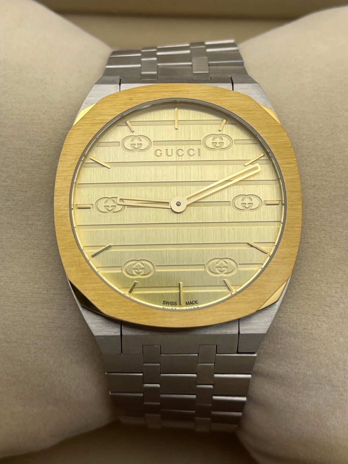 gucci ya163405