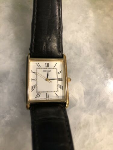 Seiko 7N01-0EZ0 Mens Full Size Tank Rectangle Gold Plated Quartz