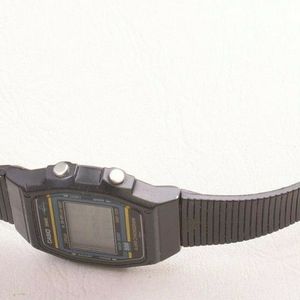 Vintage Digital Casio W24a -248 Blue Marlin LCD Watch In VGC