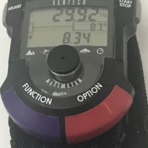 Vintage 90s AVOCET Vertech Alpine Ski Altimeter Thermometer Watch