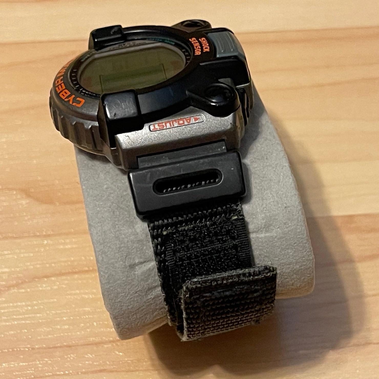 WTS] Casio Cyber Max JG-300 Punch Force Game Rare Vintage Cybermax