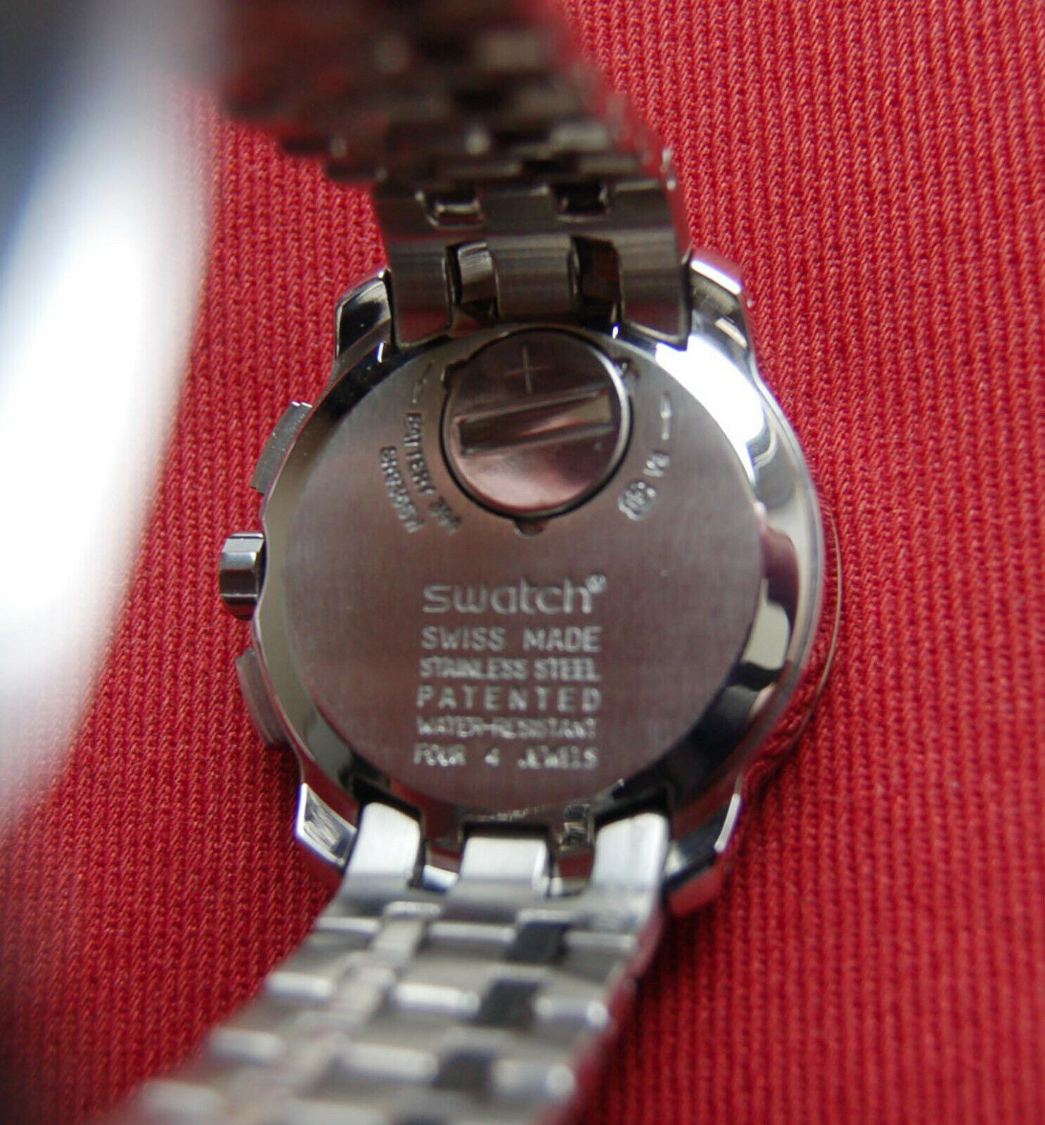 Hugo Drax Moonraker Swatch - James Bond 007 Villian Collection ...