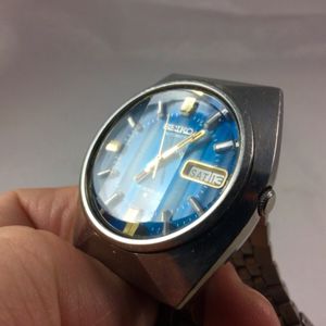 Vintage 's Seiko Automatic 6309-7009 Blue Face With Faceted Crystal |  WatchCharts