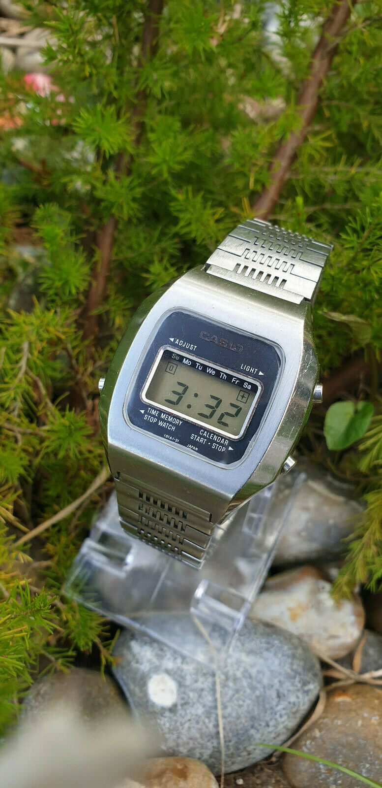 SUPERB CASIOTRON S15 VINTAGE DIGITAL WATCH 1970s LOVELY CONDITION