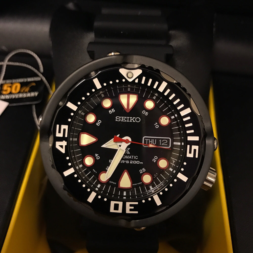 FS SEIKO SRP655 mint discontinued red black scallop baby tuna | WatchCharts