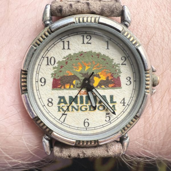 [WTS] Vtg 1990s “Limited Edition of 5000” Animal Kingdom Disney Watch ...