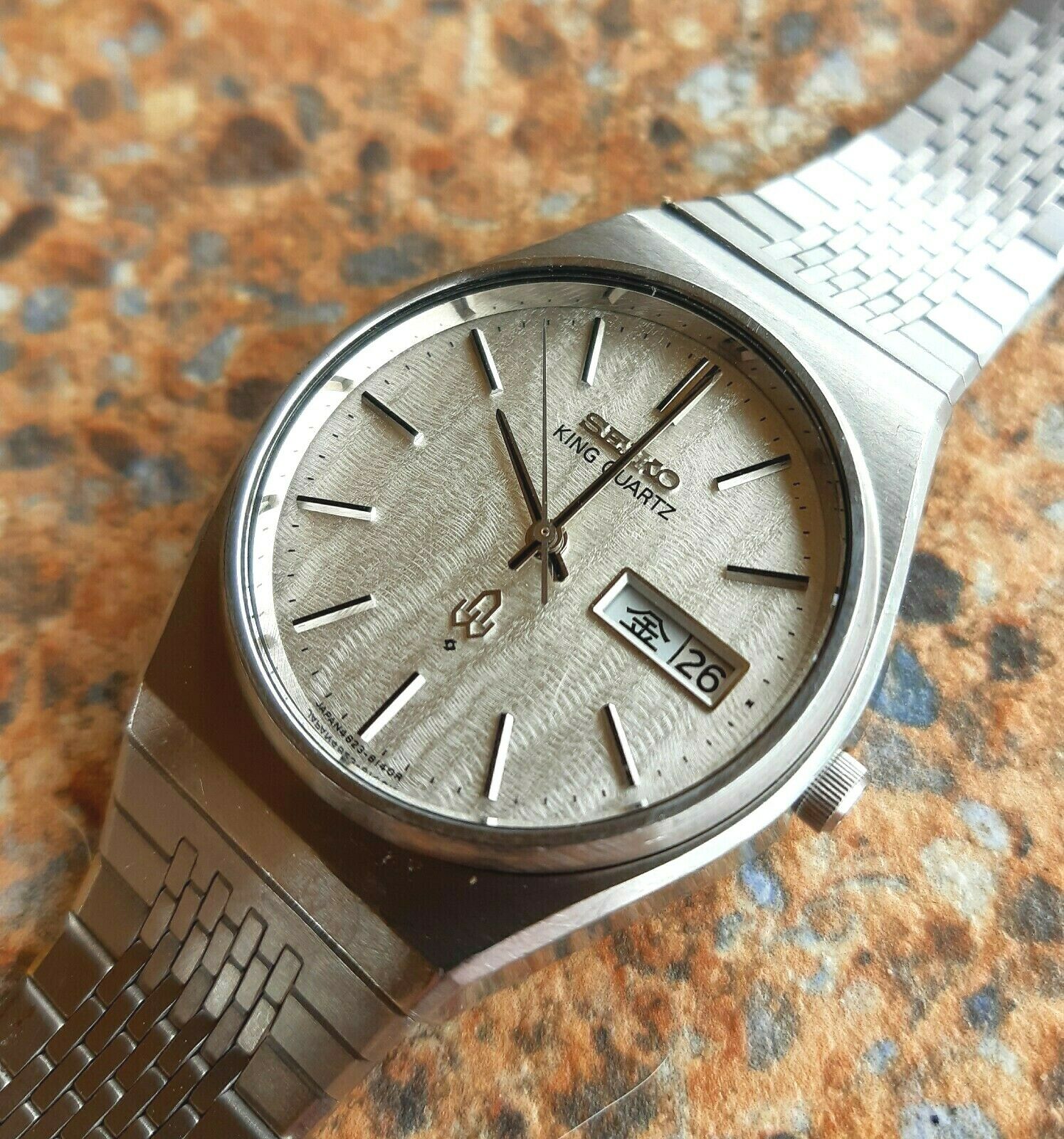 Vintage Seiko King Quartz 4823 8130 Kanji Day October 1977 JDM