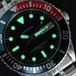 お*み様 SEIKO 7S26-0050 DIVER 10BAR automat SEIKO Diver's Watch 7S26-0050 AUTOMATIC Windshield damaged