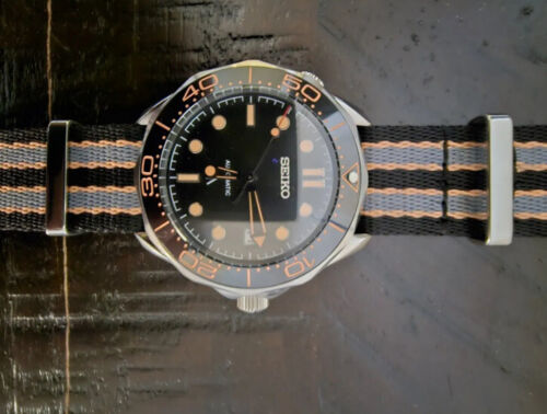 Seiko Mod Tribute Seamaster 300 No Time To Die James Bond 007 42mm