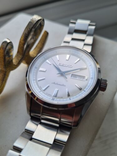 2014 WHITE SEIKO PRESAGE, 4R36-03H0, Men's Automatic Watch