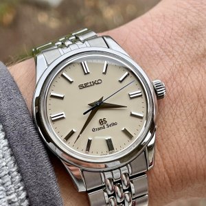 WTS/WTT] Grand Seiko SBGW035 - Seldom seen double stamped dial! |  WatchCharts