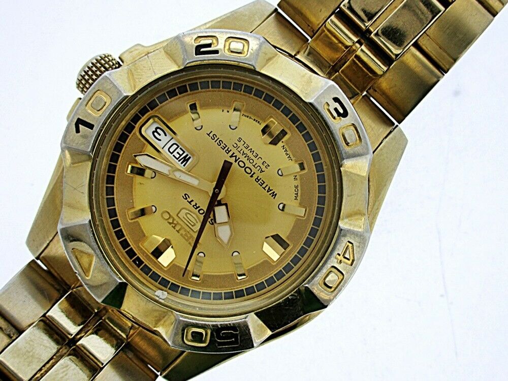 ✨SEIKO✨セイコー✨7S36-02J0✨デイデイト✨ゴールド文字盤✨腕時計