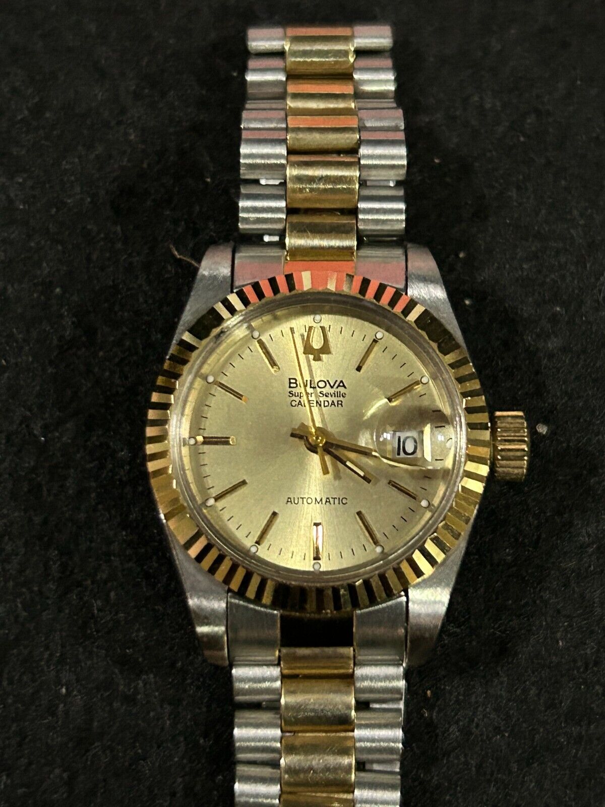 Bulova super seville online calendar automatic