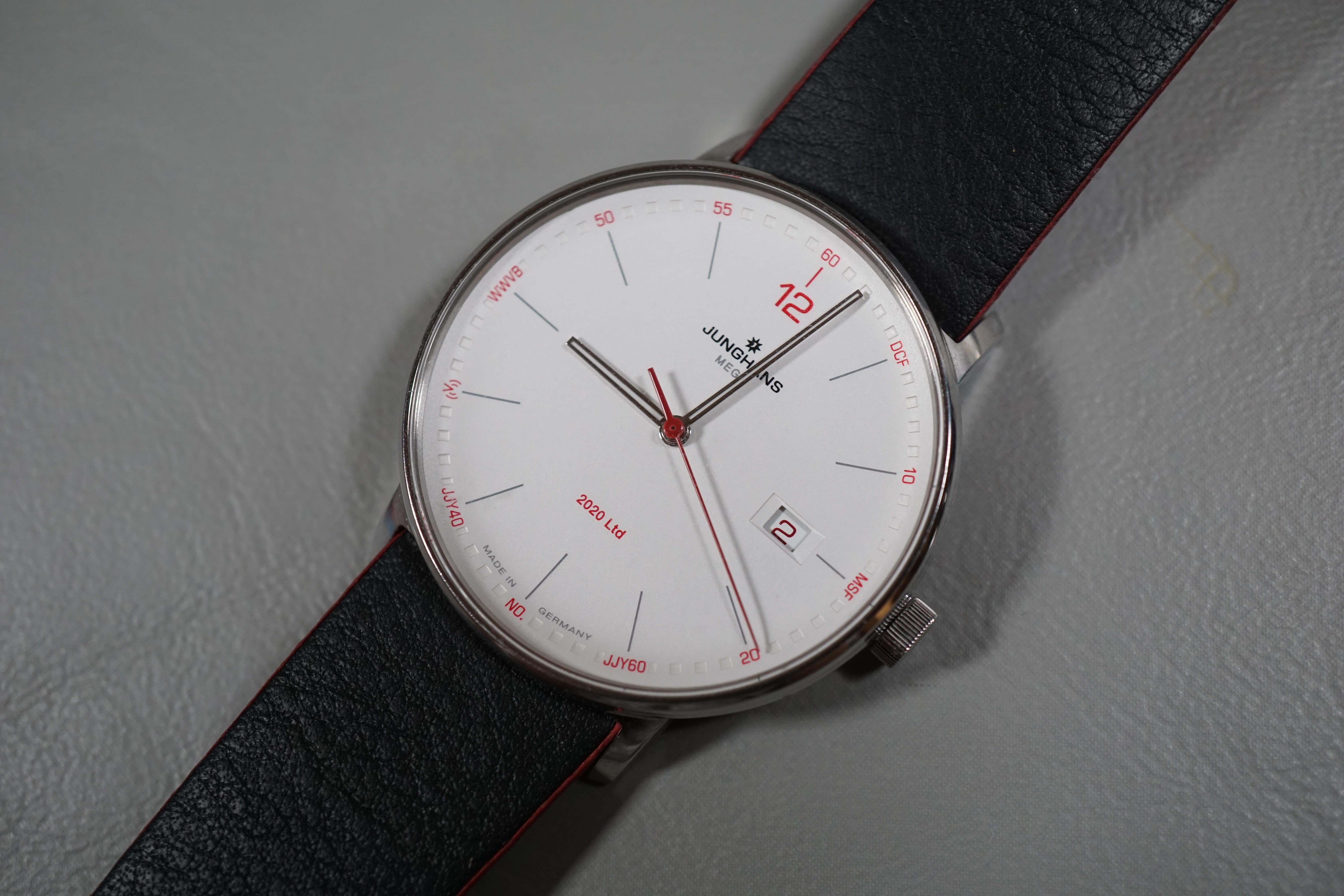 WTS Junghans 058 4931.75 Form Mega Japan Edition Radio