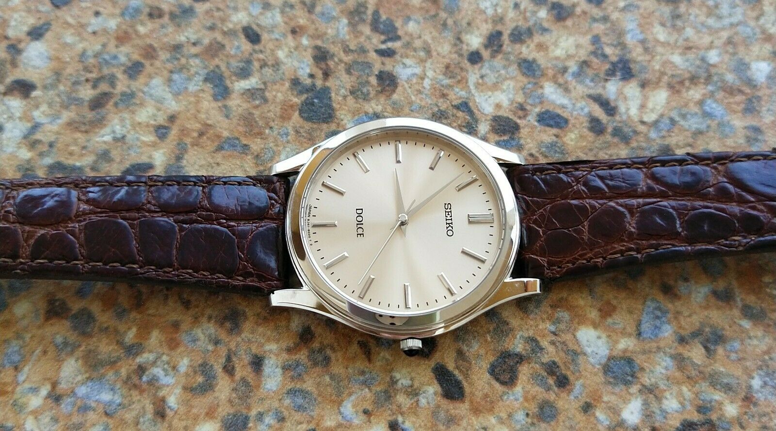 Seiko Dolce 8J41 8010 High Accuracy Quartz HAQ May 2001