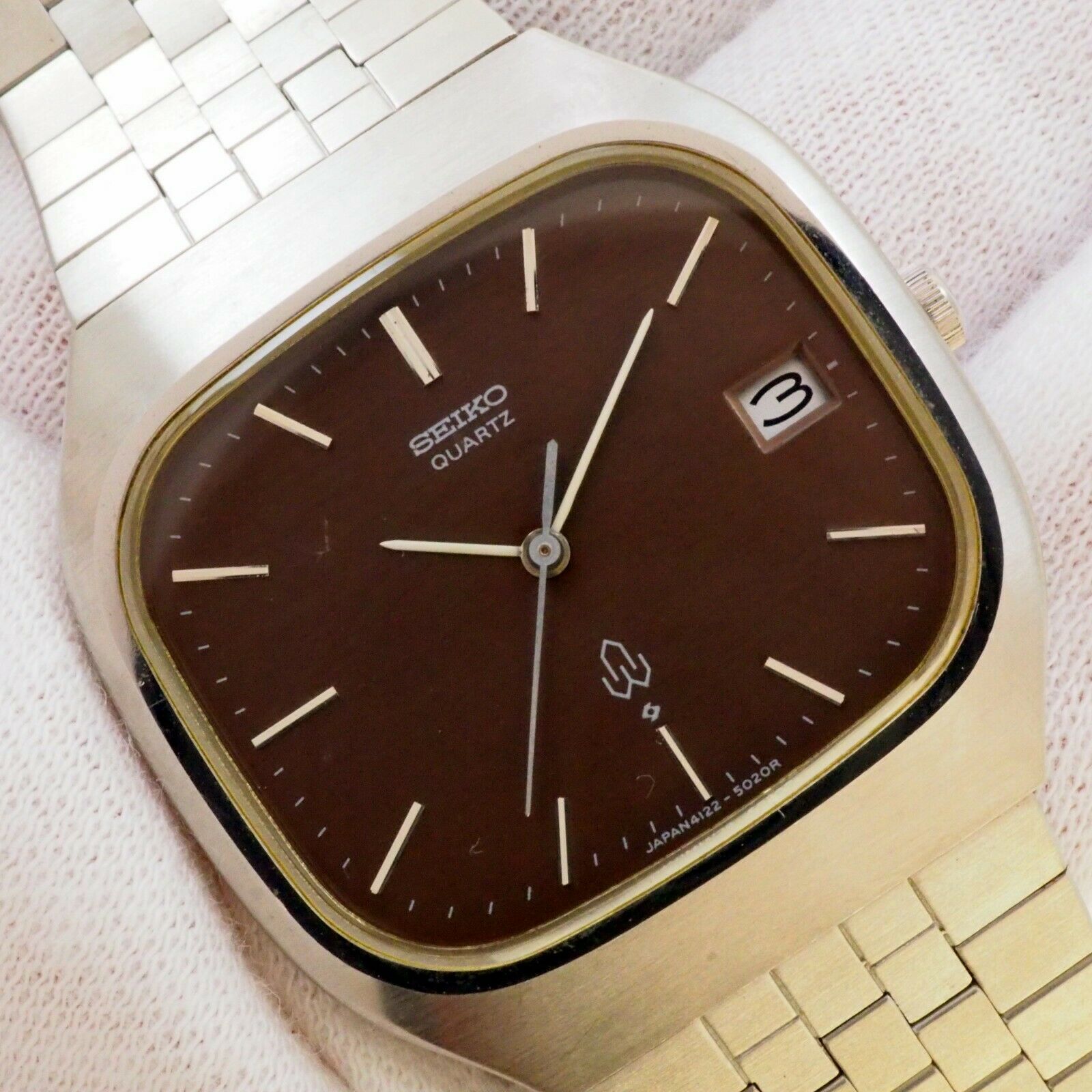 Vintage 1976 SEIKO QUARTZ EMBLEM 32mm brown Dial Ref.4122-5010 for 