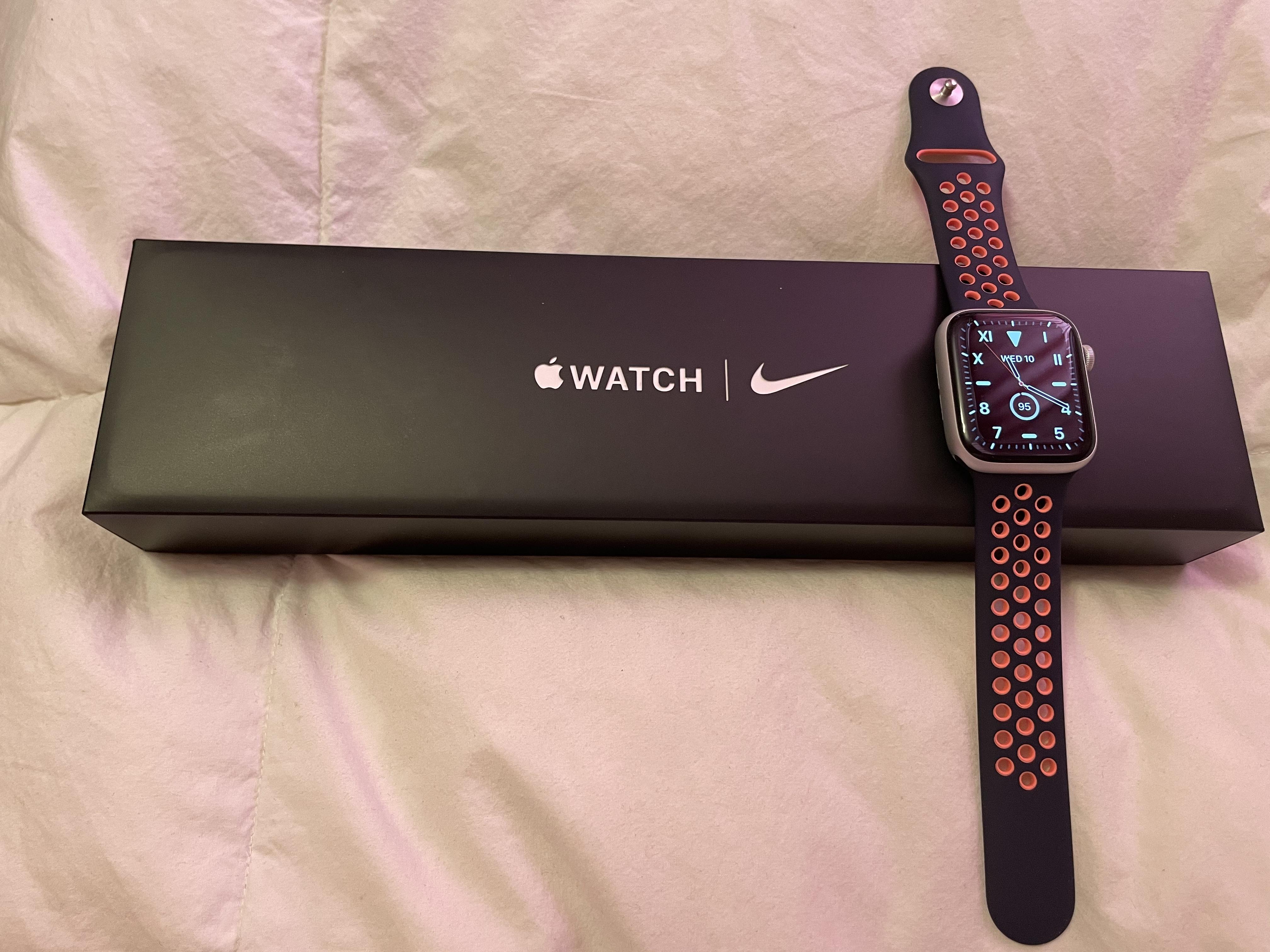 WTS - Apple Watch 6, 44mm, Nike edition, like new | WatchCharts