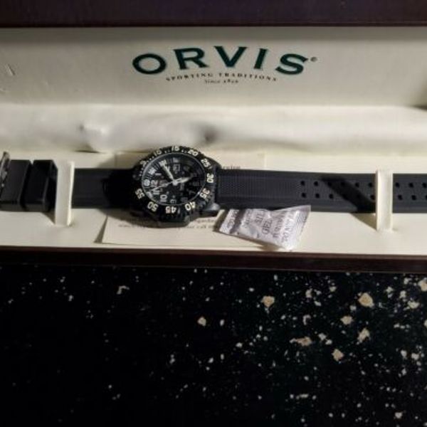 Luminox Series 3050/3950 Watch (Needs Battery Replacement) WatchCharts