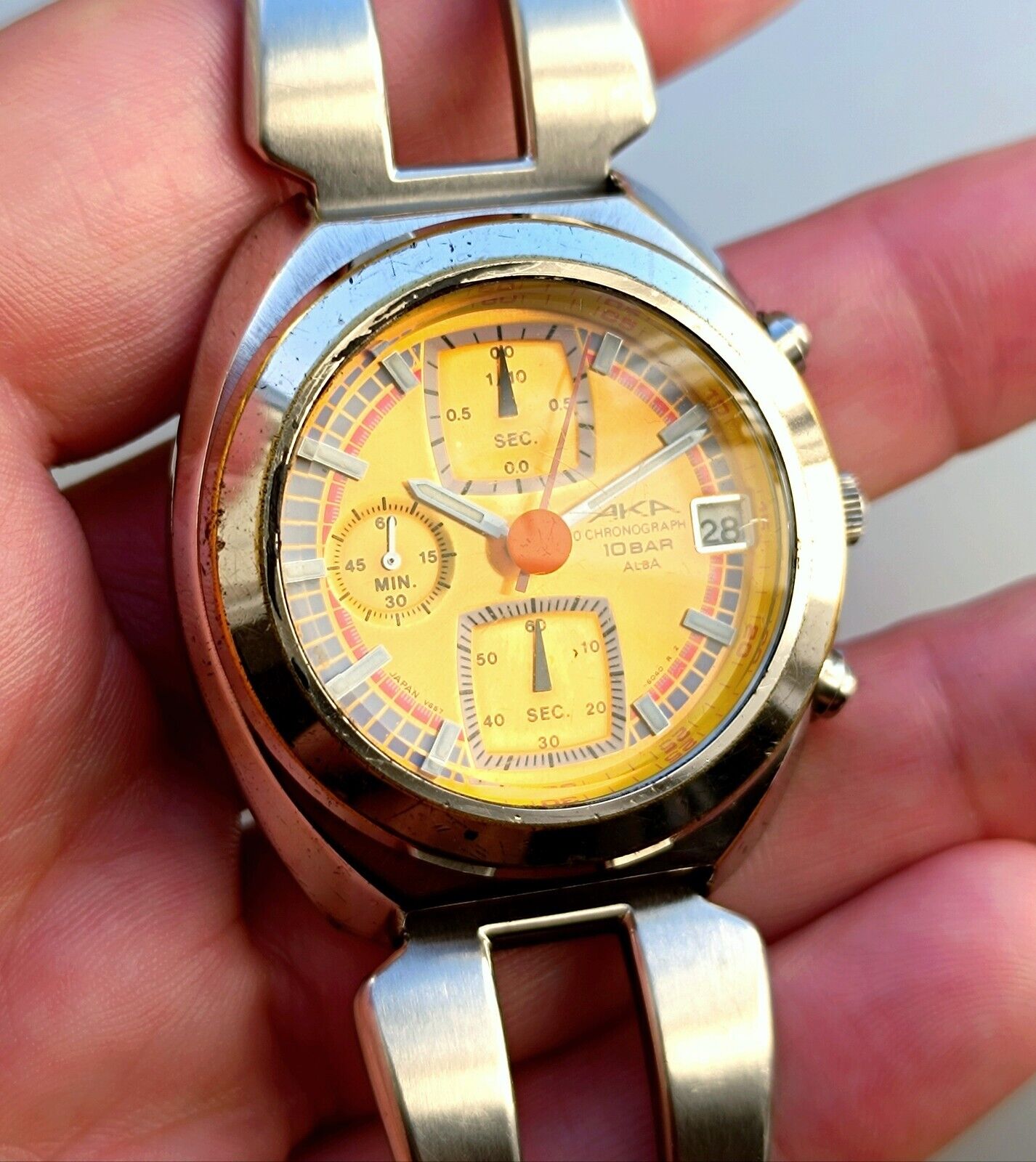 Seiko Alba AKA Chronograph V657-6030 Yellow/Gold Dial
