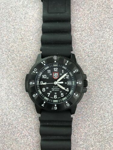 Luminox 3401 WatchCharts Marketplace