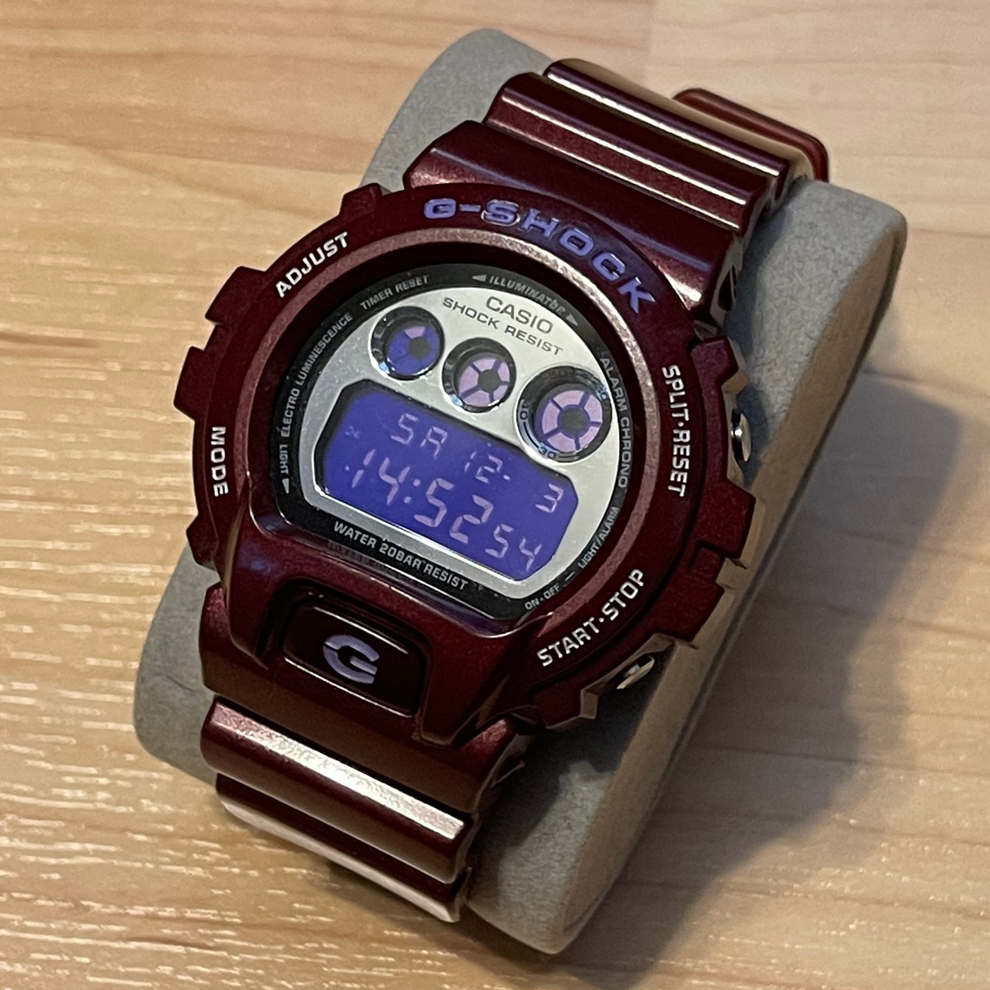 WTS] Casio G-Shock DW6900SB-4 Crazy Colors Maroon Mirrored Digital