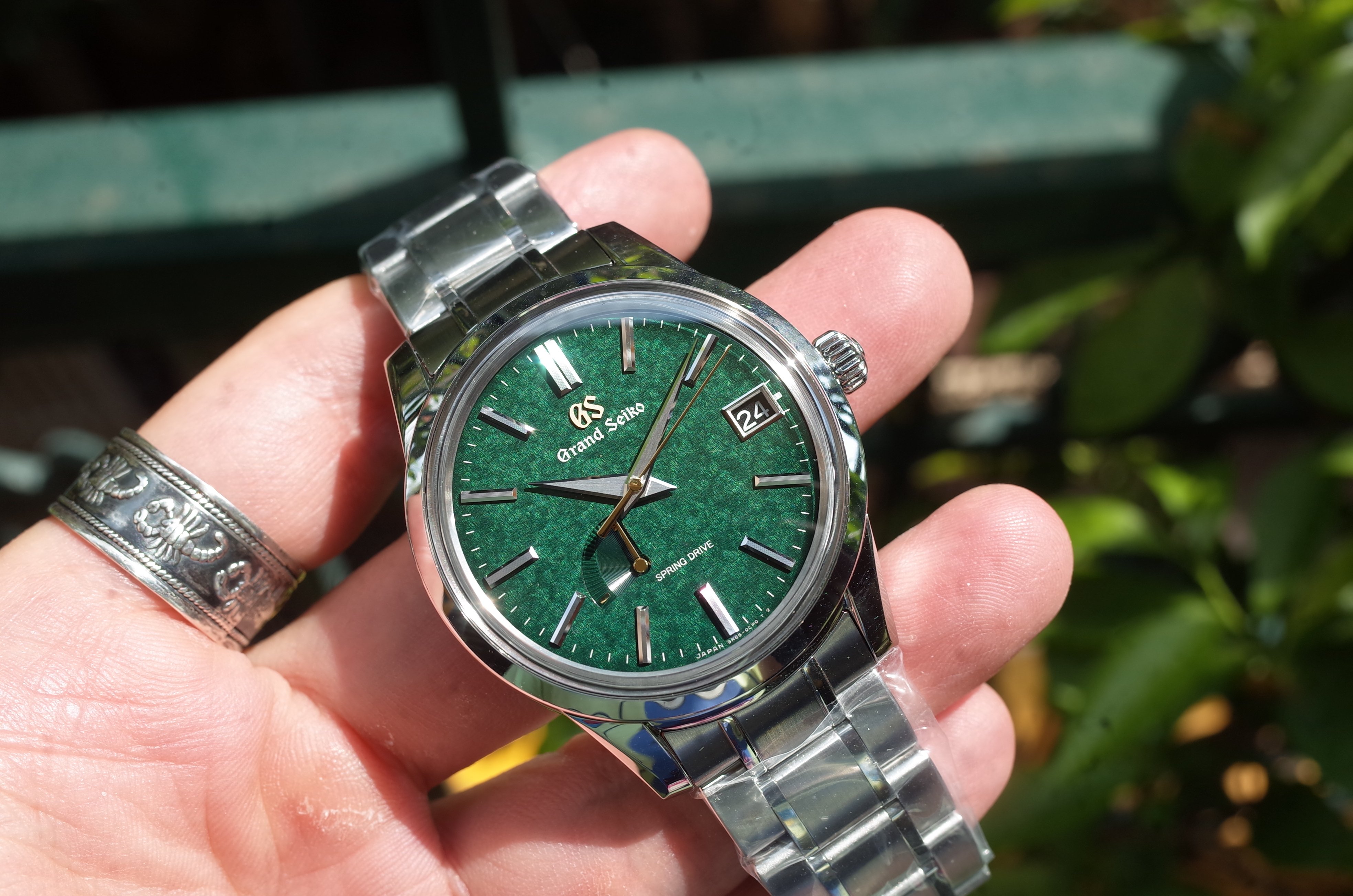 Grand seiko clearance green dial