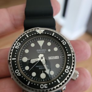 750 USD] Seiko 7549-7010 300m Tuna | WatchCharts