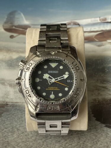 RARE SEIKO KINETIC DIVERS 200M MENS WATCH BIG BOSS 5M62-0AY0