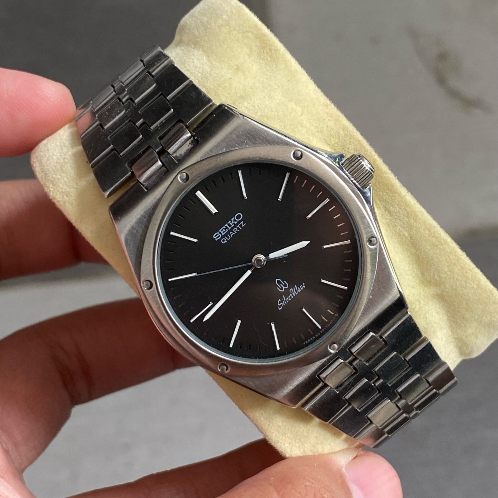 SEIKO セイコー シルバーウェーブ 6030-7040 クォーツ RARE VINTAGE SEIKO SILVER WAVE 6030-7040 QUARTZ MEN'S WATCH