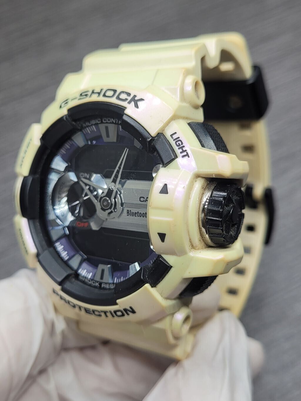 Casio G-Shock GBA-400 G'Mix Bluetooth Digital Analog White Casio G-Shock GBA-400 G'Mix Bluetooth Digital Analog White