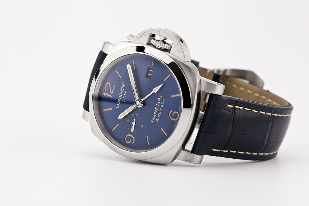 fsot Panerai Luminor GMT 44mm Blue Dial 1033 PAM01033