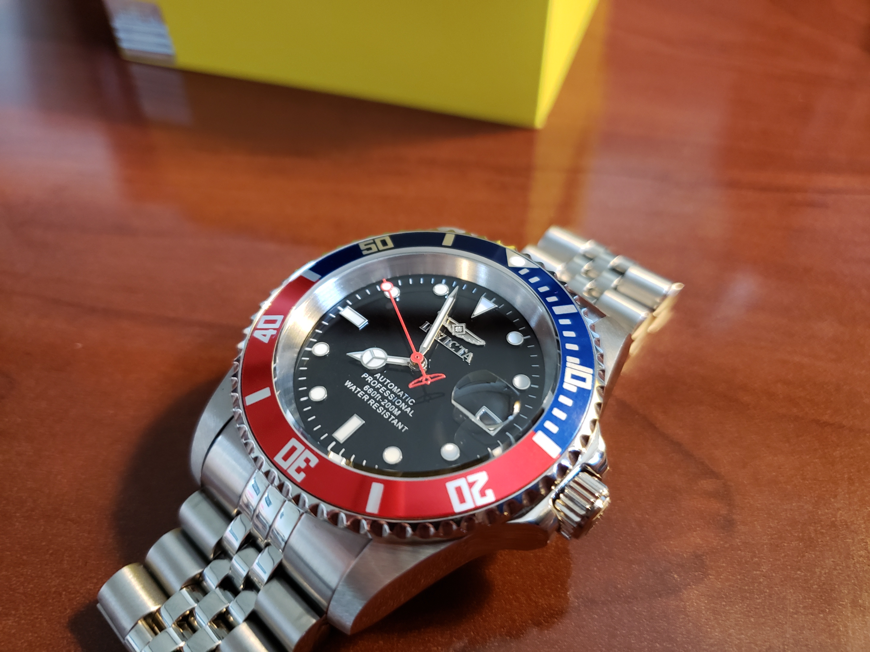 invicta pro diver 42mm