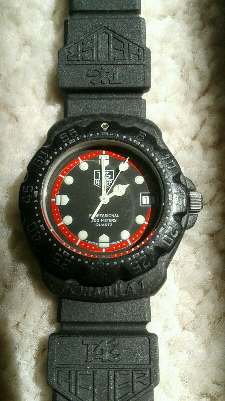 tag heuer formula 1 lug width