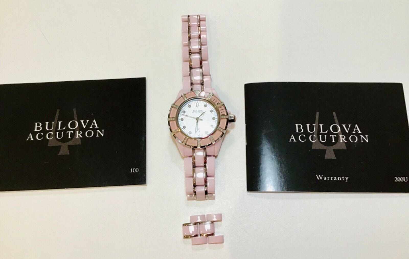 Pink ceramic Bulova Accutron watch Bulova Sutton Diamond Pink Dial 96P249 Women main image 4