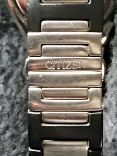 Citizen c651 online battery