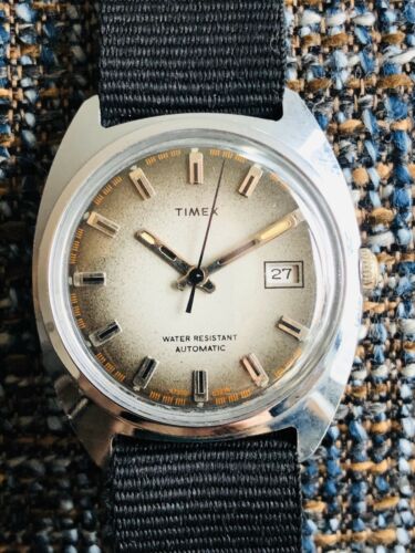 Montre Vintage Timex Viscount 1974 - Automatique - Acier Doré - Indicateur Jour - Homme