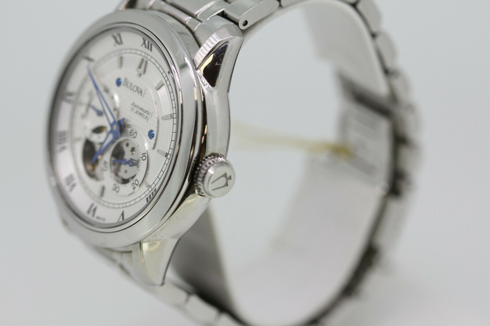 bulova c860933