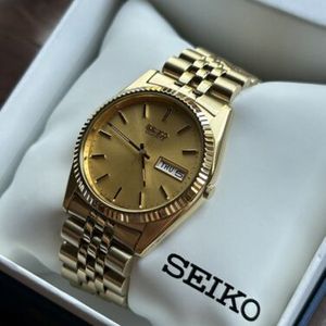 seiko men's sgf206 gold-tone stainless steel dress watch 2001 Seiko 'Datejust' 7N43-8111 SGF206 Quartz – Mornington Watches