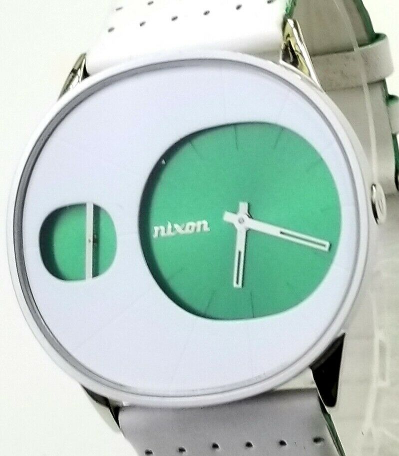 White Nixon Rayna Analog Watch Nixon The Rayna Stainless Steel 42 mm Analog Quartz Men main image 2
