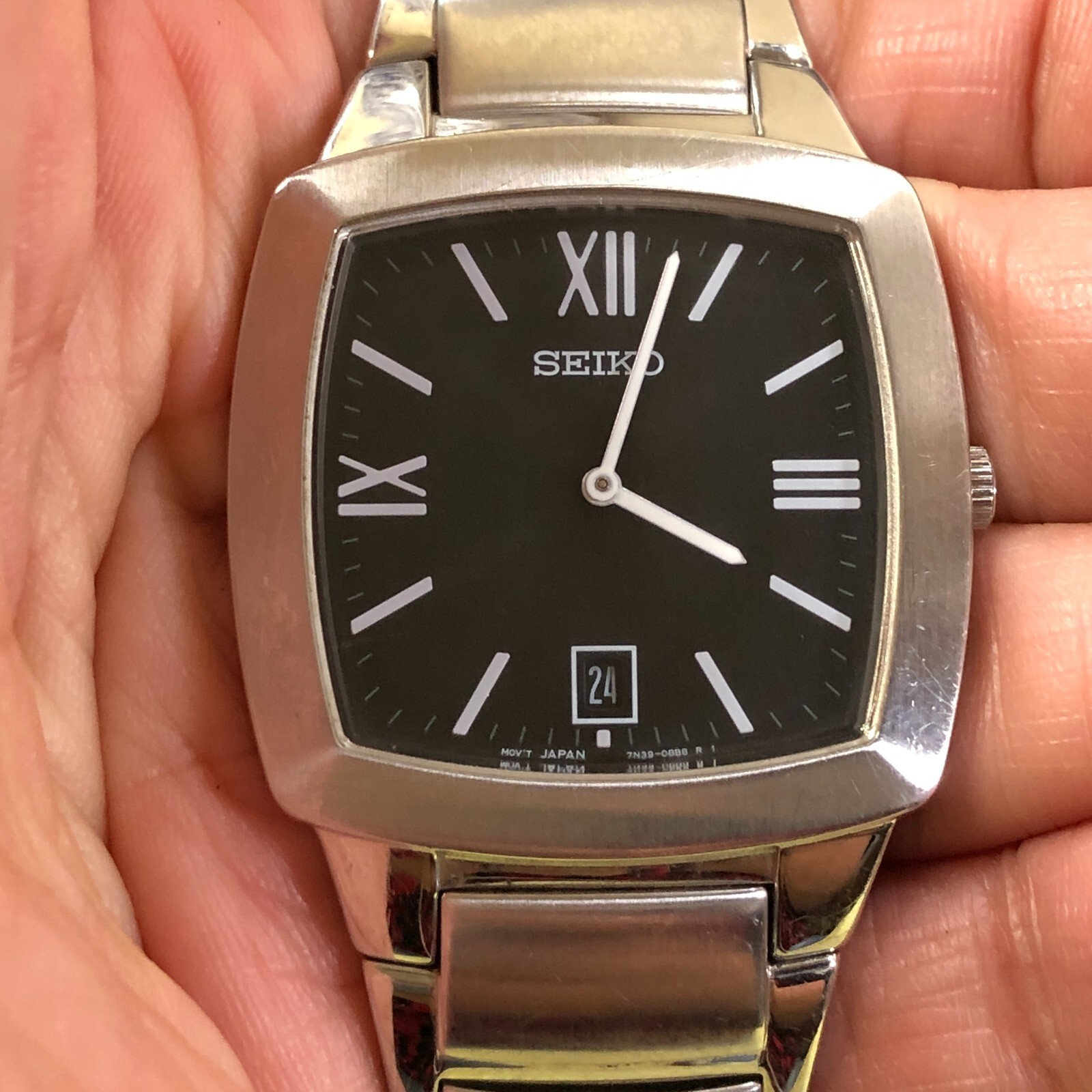 Seiko Men 7N39-0AS0 Date Silver Tone Rectangular Quartz 34mm Watch