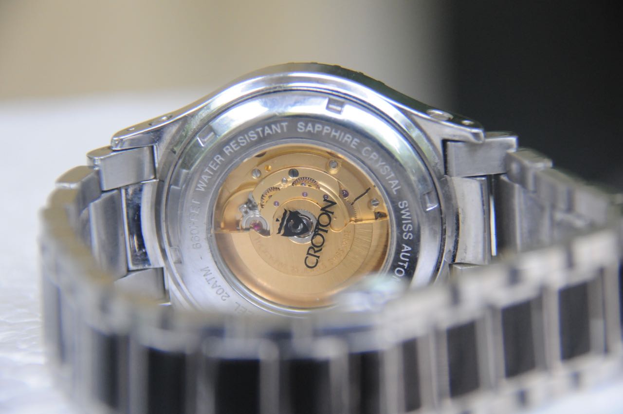 Croton automatic discount watch sapphire crystal