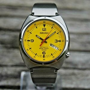 Seiko 7S26-0120 S-Wave Yellow Dial - Excellent Original Condition |  WatchCharts
