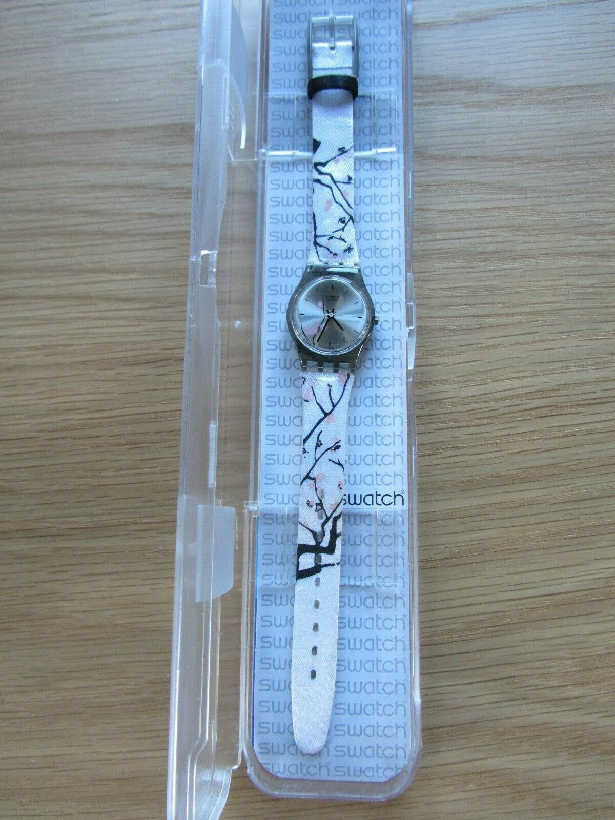 Swatch Watch - LM131 - JAPANESE ART A Few Fair Watches - Swatch The Great Wave Off Kanagawa by  main image 2