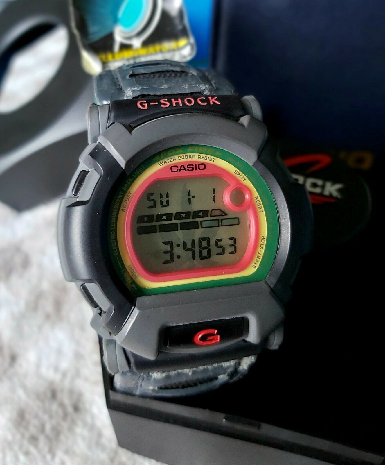 CASIO G-SHOCK 腕時計(デジタル) 1298 DW-002BM Casio G-Shock DW-002BM module 1298 vintage | WatchCharts