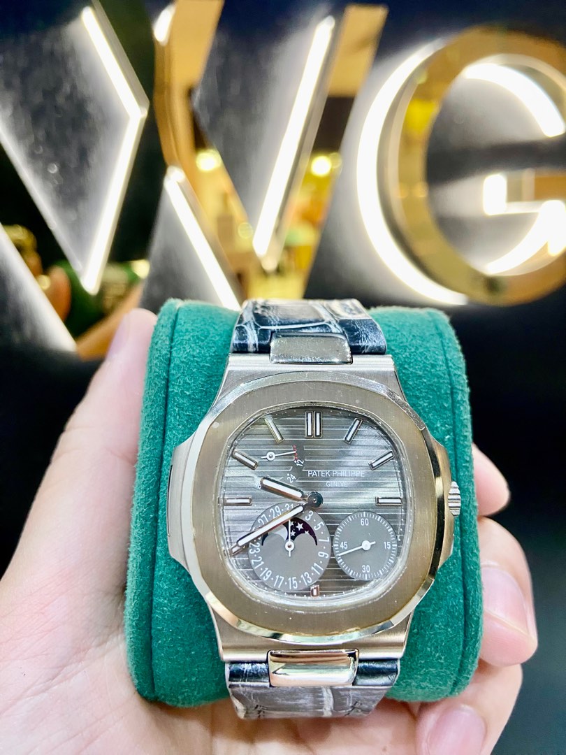 Patek 5712g retail price hot sale